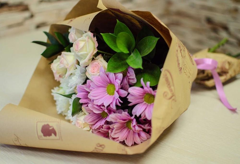 Букет цветов из: Розы и Хризантемы в Константиновске