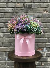 Цветочная композиция из Гипсофила и Розы в шляпной коробке в Константиновске