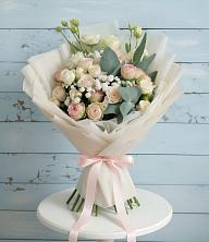Букет цветов из:  Розы и Лизиантусы в Константиновске