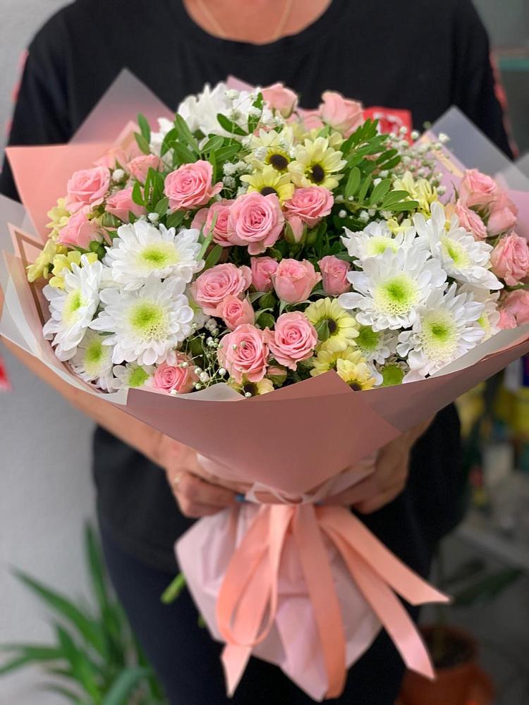 Букет цветов из: Розы и Хризантемы в Константиновске