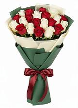 Букет Микс из красных и белых роз #REPLACE_PRED# Константиновске