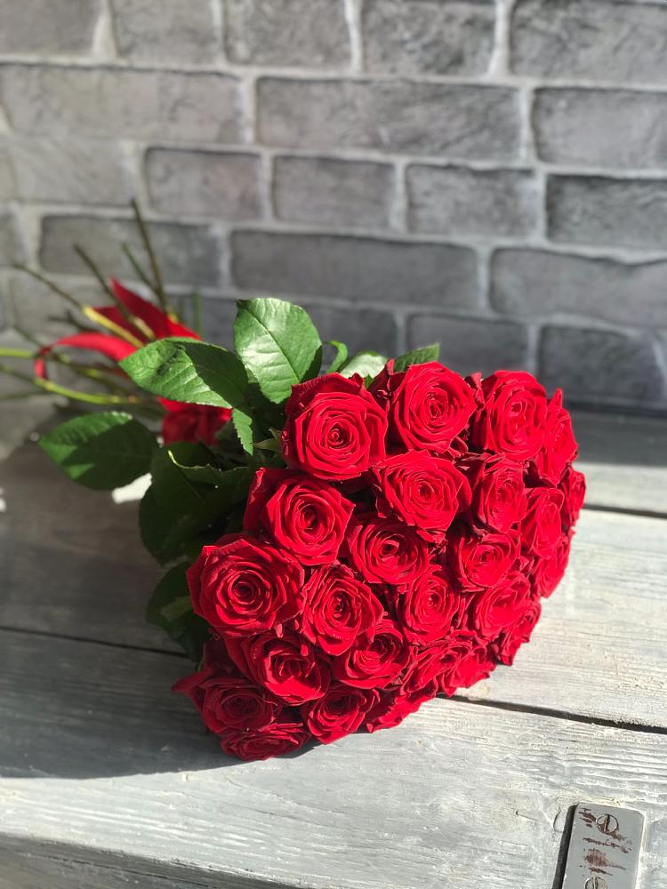 Букет Красные розы Фридом в Константиновске