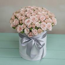 Цветочная композиция из Розы в шляпной коробке #REPLACE_PRED# Константиновске