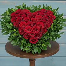 Цветочная композиция из Розы в виде сердца в Константиновске