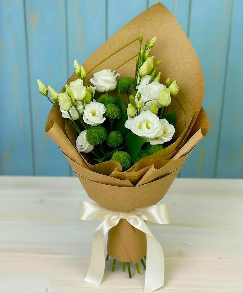 Букет цветов из: Хризантемы и Лизиантусы в Константиновске