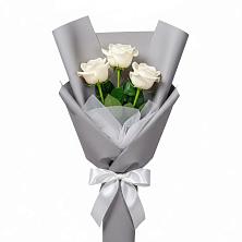 Букет 3 белые розы в Константиновске