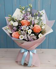Букет цветов из:  Лизиантусы, Розы, Альстромерии и Гипсофила в Константиновске