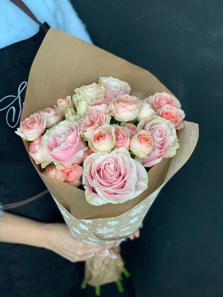 Букет цветов из: Хризантемы и Розы в Константиновске