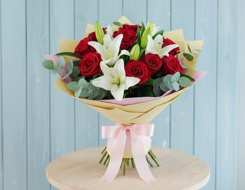 Букет цветов из: Лилии и Розы в Константиновске